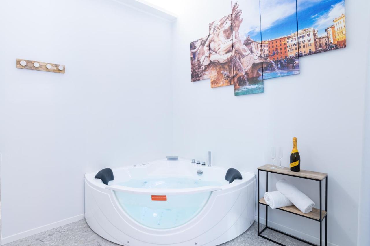 White Home Suite And Rooms Řím Exteriér fotografie