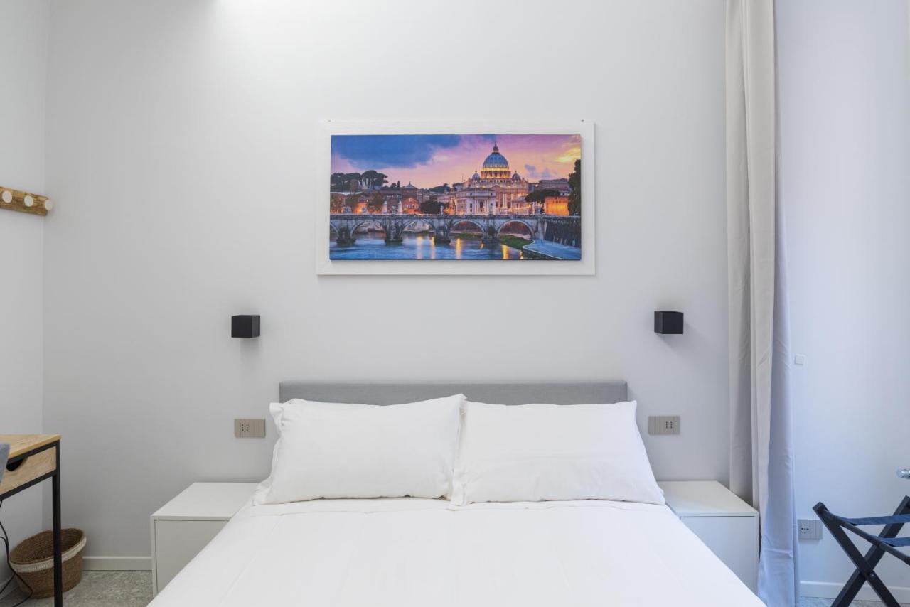 White Home Suite And Rooms Řím Exteriér fotografie