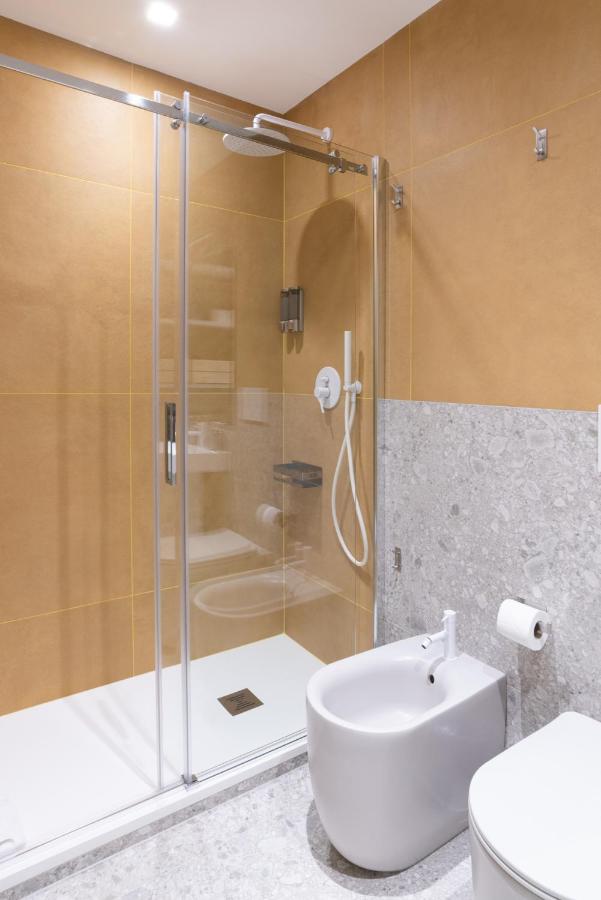 White Home Suite And Rooms Řím Exteriér fotografie